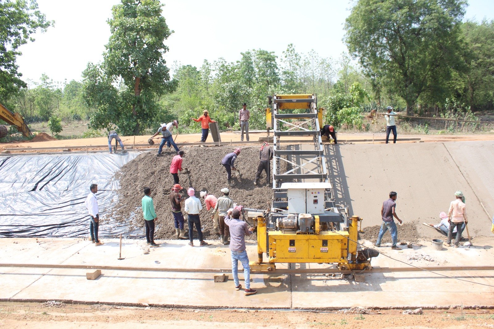 PAIRI LINING PROJECT, DIST. - GARIYABAND (C.G.)